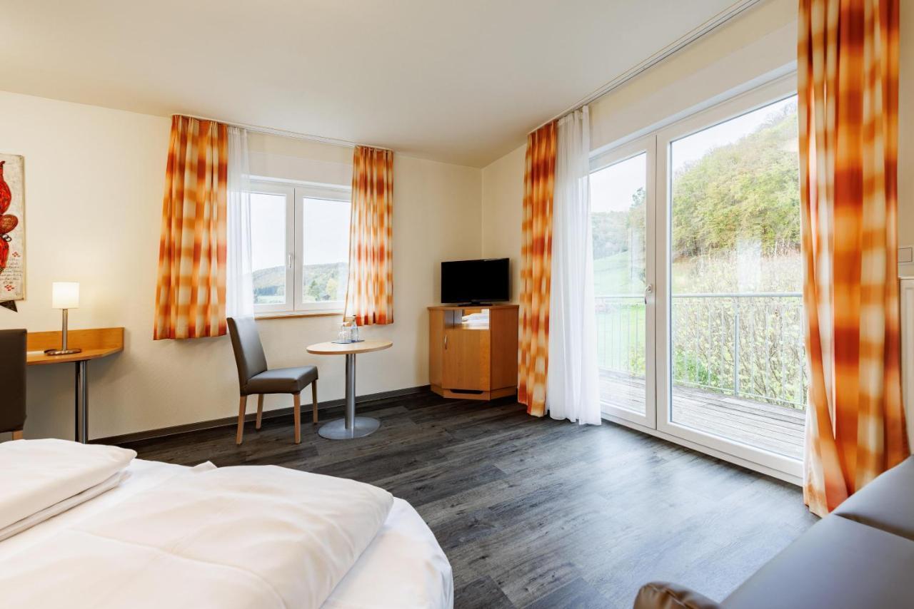 Hotel Restaurant Talblick Bad Ditzenbach Eksteriør billede