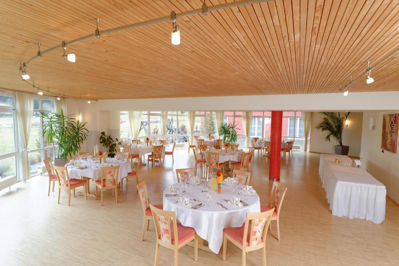 Hotel Restaurant Talblick Bad Ditzenbach Eksteriør billede