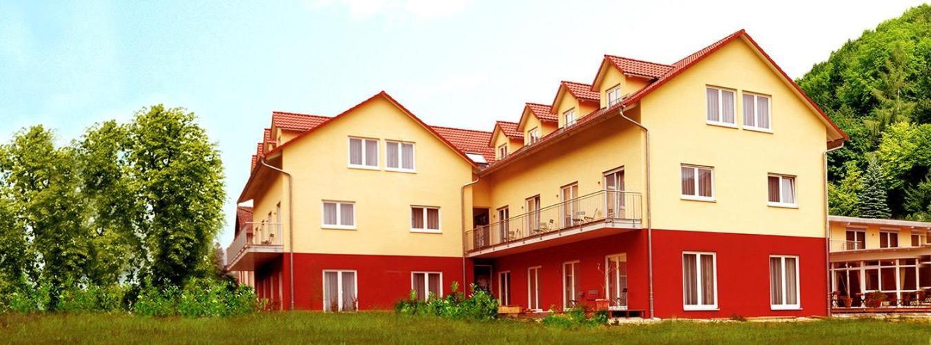 Hotel Restaurant Talblick Bad Ditzenbach Eksteriør billede