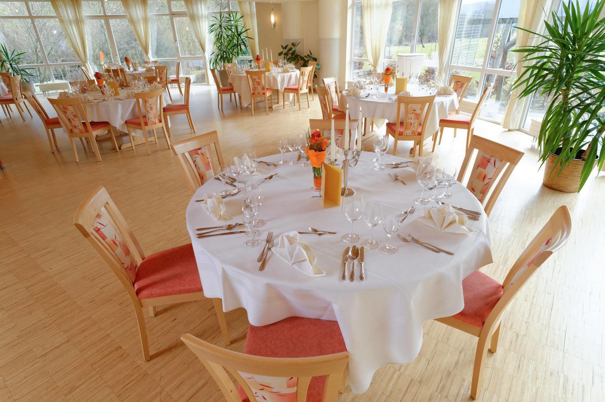 Hotel Restaurant Talblick Bad Ditzenbach Eksteriør billede